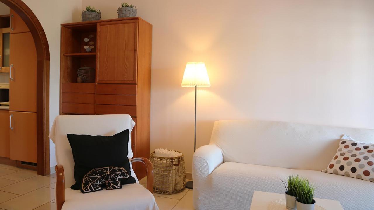 Soada Apartment Cappelle sul Tavo Luaran gambar