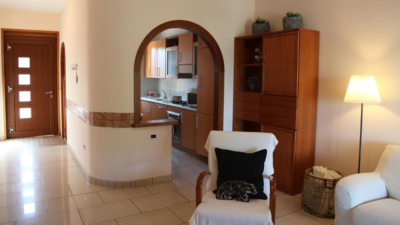 Soada Apartment Cappelle sul Tavo Luaran gambar