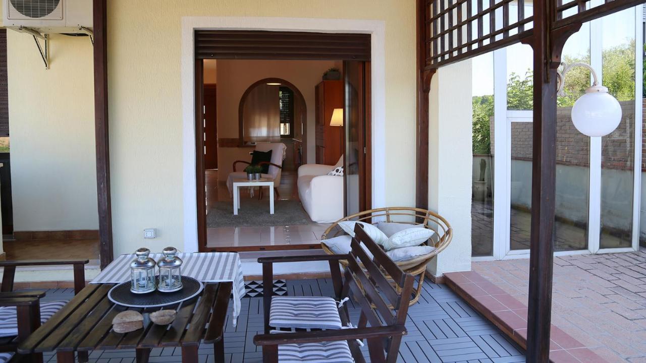 Soada Apartment Cappelle sul Tavo Luaran gambar