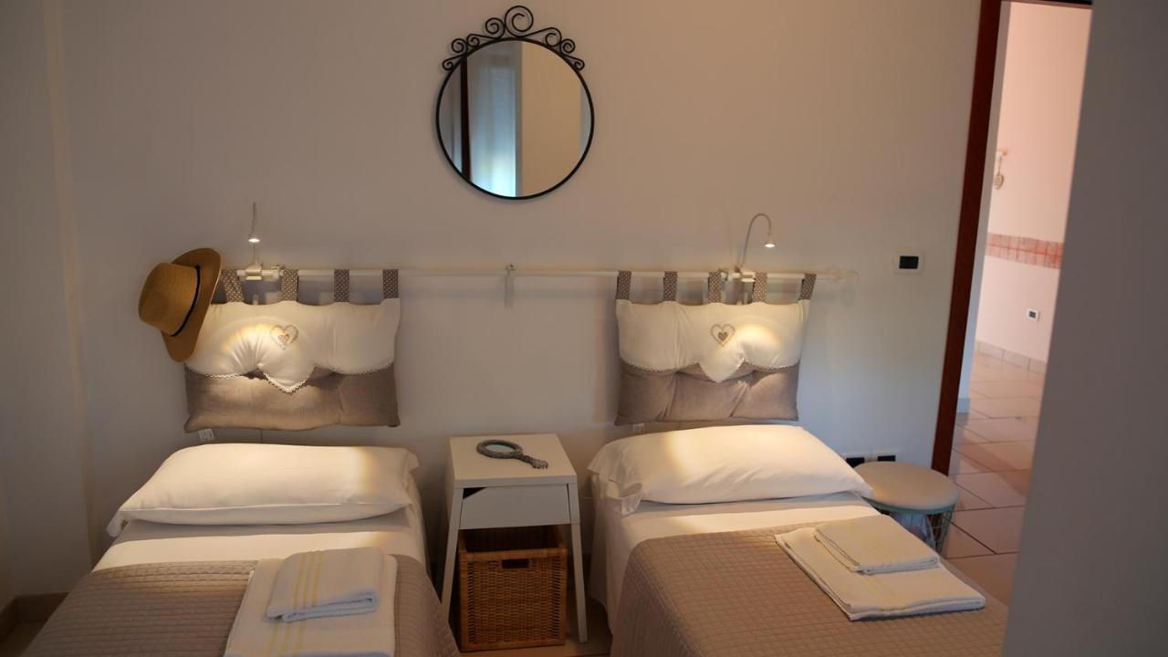 Soada Apartment Cappelle sul Tavo Luaran gambar